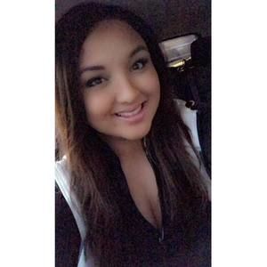 Meet your Posher, Celina